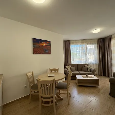 Horizon 12 'a' Apartment *